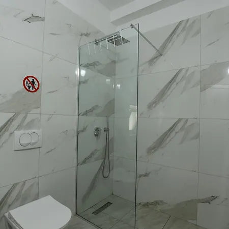 Dodaj Apartment