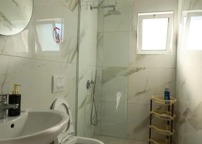 アパート Dodaj *